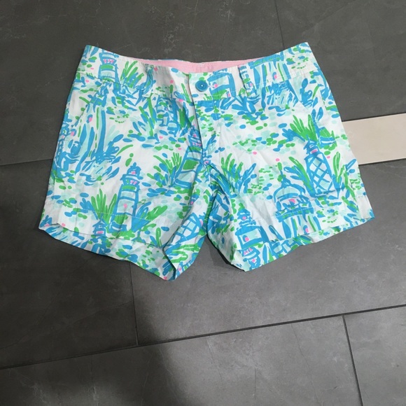 EUC Lilly Pulitzer Callahan Shorts size 2 - Picture 2 of 6